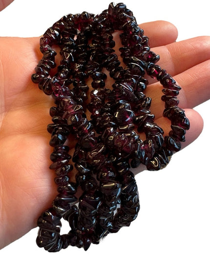 Vintage Garnet High quality chip necklace 34”
