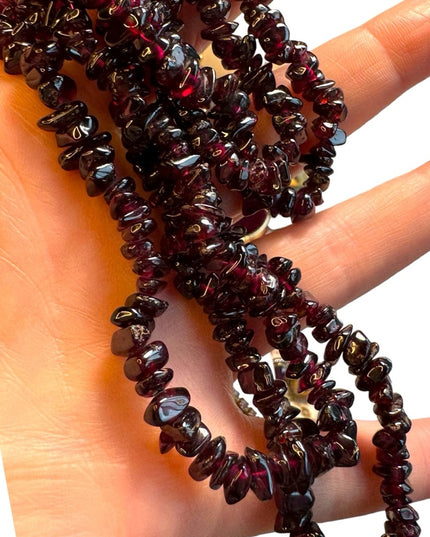 Vintage Garnet High quality chip necklace 34”