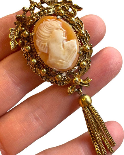 Vintage Florenza shell cameo tassel gold finish brooch