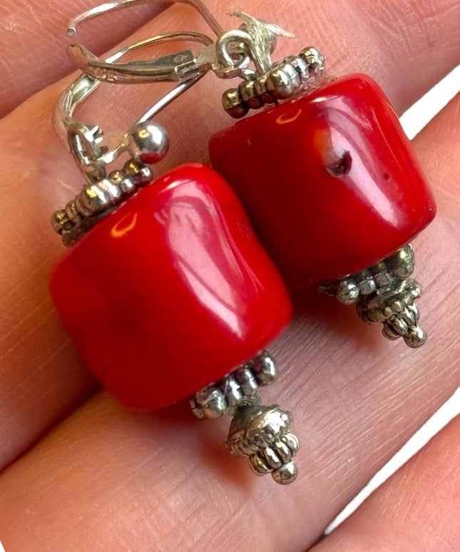 Lovely sterling silver coral earrings 925