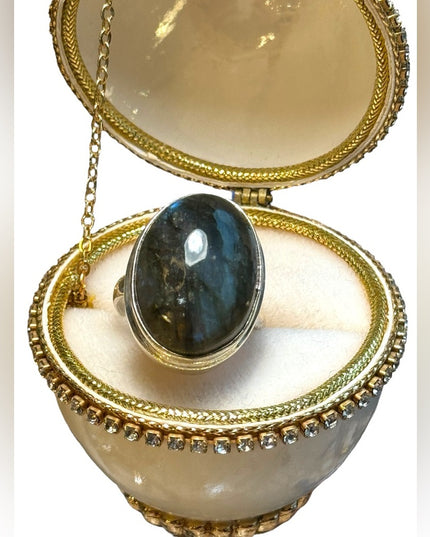 Lovely Large sterling silver Labradorite ring SZ 9