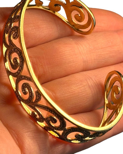 Vintage ornate scrolled STERLING gold plt cuff bracelet 3”