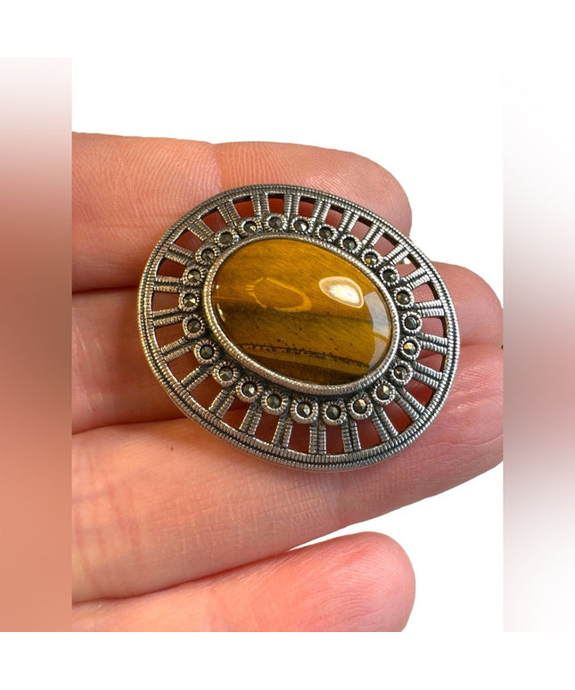 Lovely Vintage sterling silver tiger eye brooch with marcasites