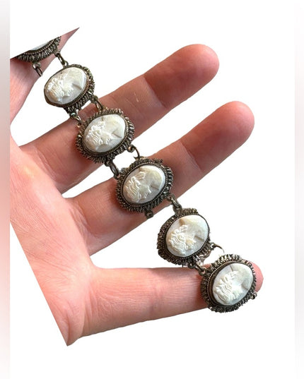 Stunning Antique 7” 800 Silver carved ahell CAMEO bracelet