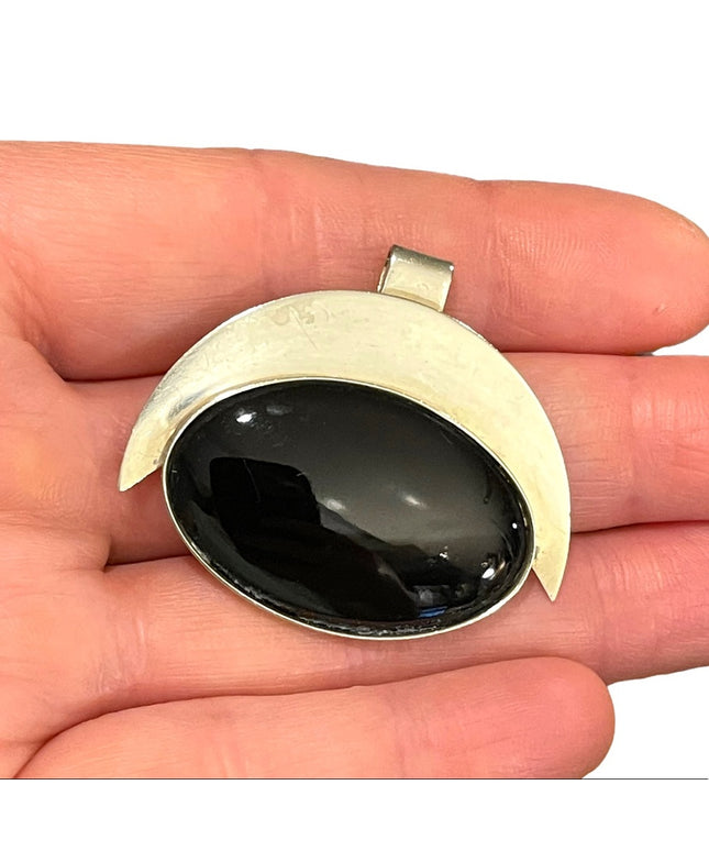 Vintage Sterling silver 925  black Onyx modernist pendant