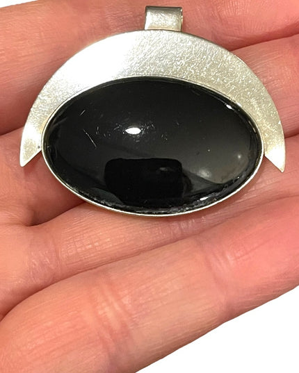 Vintage Sterling silver 925  black Onyx modernist pendant