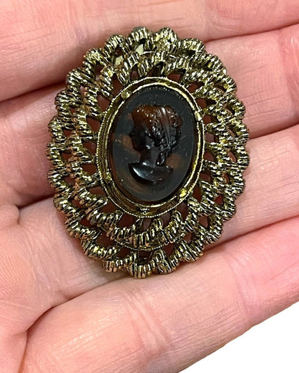 Vintage antiqued gold finish Gerrys Cameo high relief brooch