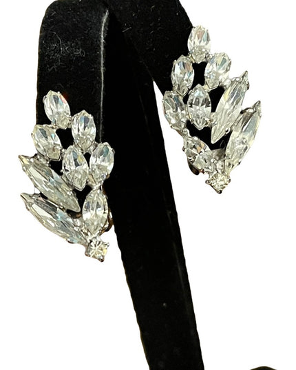 Vintage 1950s SHERMAN clear crystal leaf earrings silver finish clip ons