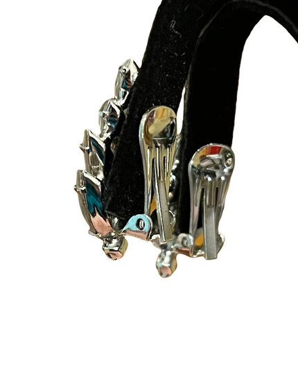 Vintage 1950s SHERMAN clear crystal leaf earrings silver finish clip ons
