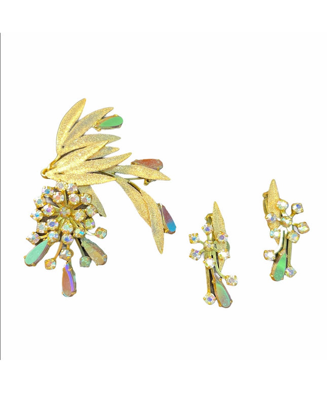 Lovely Vintage C1950s Triad Gold AB crystal fancy brooch set