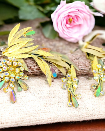 Lovely Vintage C1950s Triad Gold AB crystal fancy brooch set