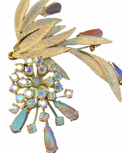 Lovely Vintage C1950s Triad Gold AB crystal fancy brooch set