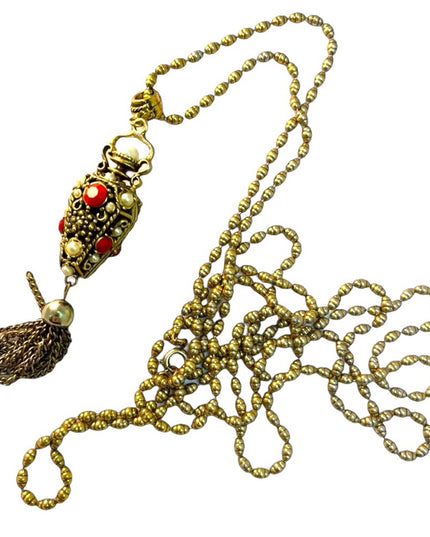Vintage C1980s Gold tone fancy faux pearl necklace revival
