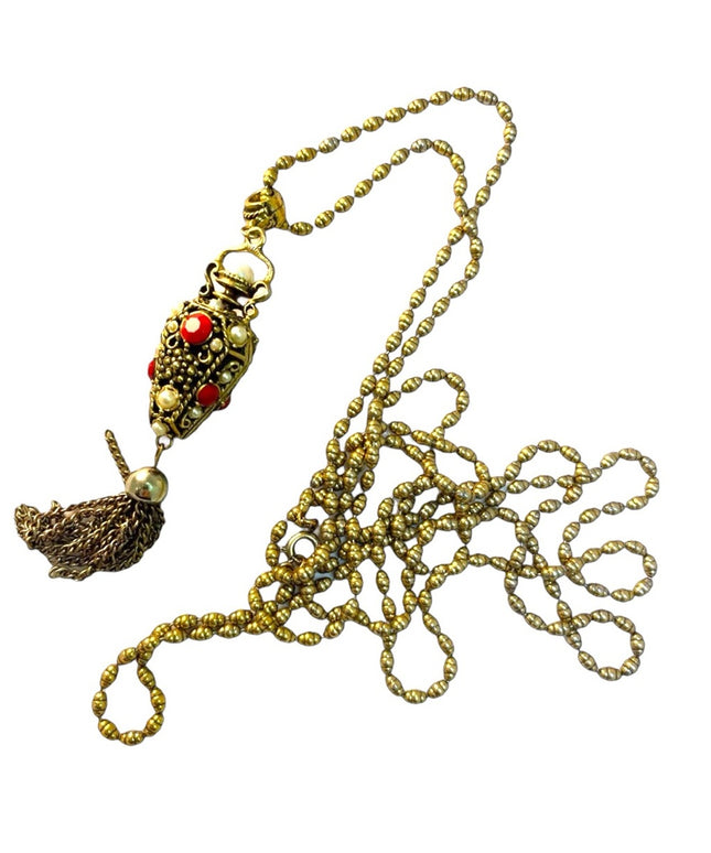 Vintage C1980s Gold tone fancy faux pearl necklace revival