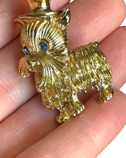 Vintage lovely C1970s gold tone dog brooch with rhinestone eyes