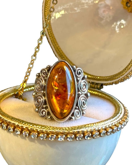 Lovely SAJEN Amber scrollwork Balenisian ring