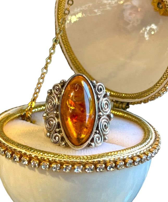 Lovely SAJEN Amber scrollwork Balenisian ring