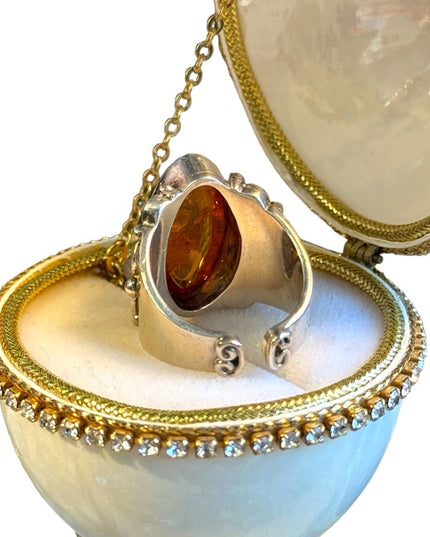 Lovely SAJEN Amber scrollwork Balenisian ring
