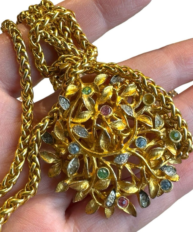 Stunning Ivana hold plated pendant and thick chain flower rhinestones pendant