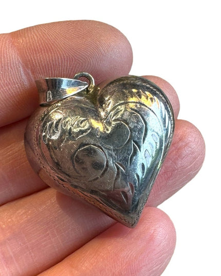 Vintage etched puffed heart pendant sterling silver 925