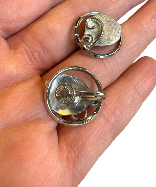Vintage sterling silver leaf screw back 925 Boyd Bond earrings