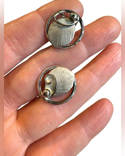 Vintage sterling silver leaf screw back 925 Boyd Bond earrings