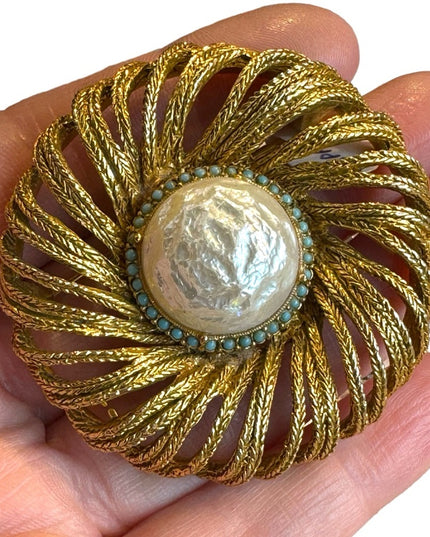 Stunning rare CAPRI brushed gold plt Faux pearl swirl textured flower brooch