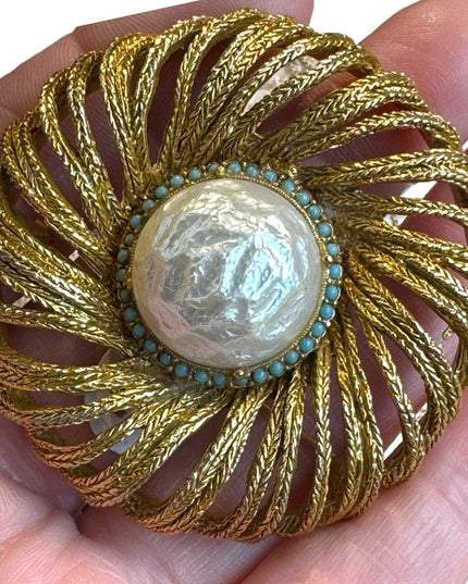 Stunning rare CAPRI brushed gold plt Faux pearl swirl textured flower brooch