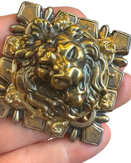 Large vintage 1950s  antiqued look LION brooch