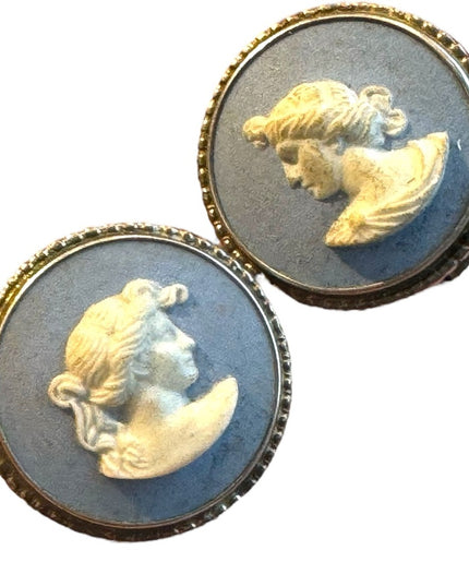 Vintage Wedgewood blue ceramic CAMEO silver earrings clip on