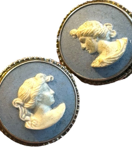 Vintage Wedgewood blue ceramic CAMEO silver earrings clip on