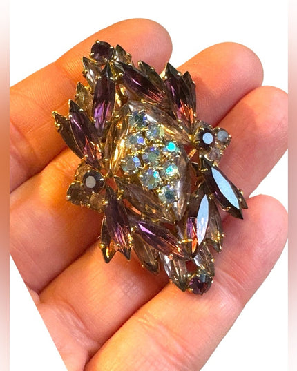 Vintage 1960s purple with gold finish large fancy brooch
