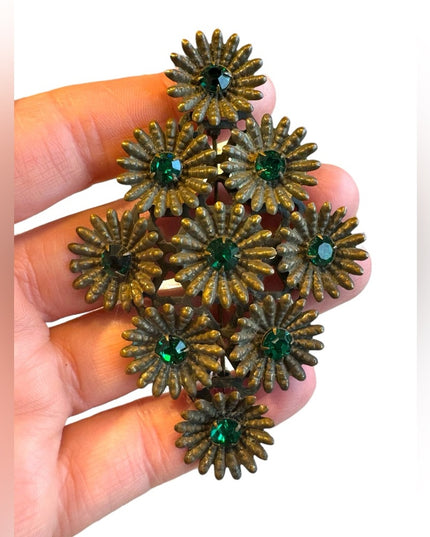 Lovely large CZECH 1930s early plastic and green flower brooch