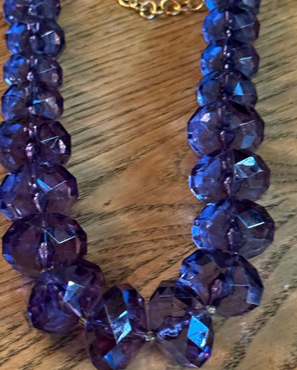 Lovely Joan Rover purple resin plastic Lg bead necklace statement gold finish
