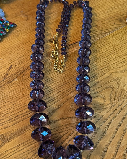 Lovely Joan Rover purple resin plastic Lg bead necklace statement gold finish