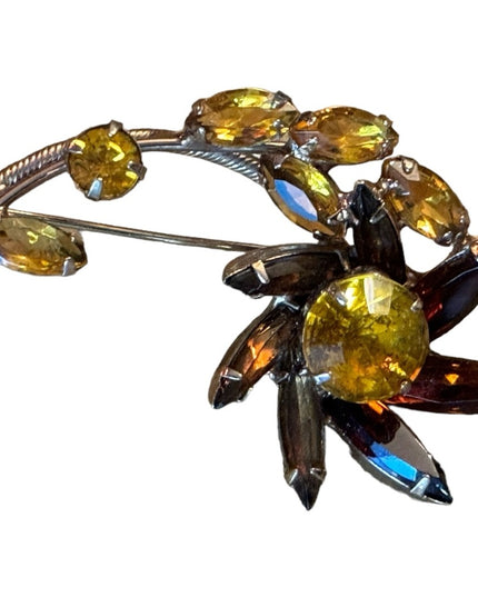 Lovely vintage gold finish amber crystal 1950s flower brooch