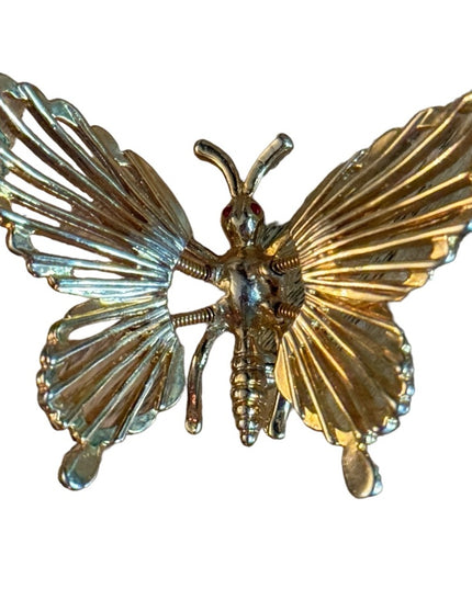 Vintage 1970s gold plt fluttering butterfly brooch