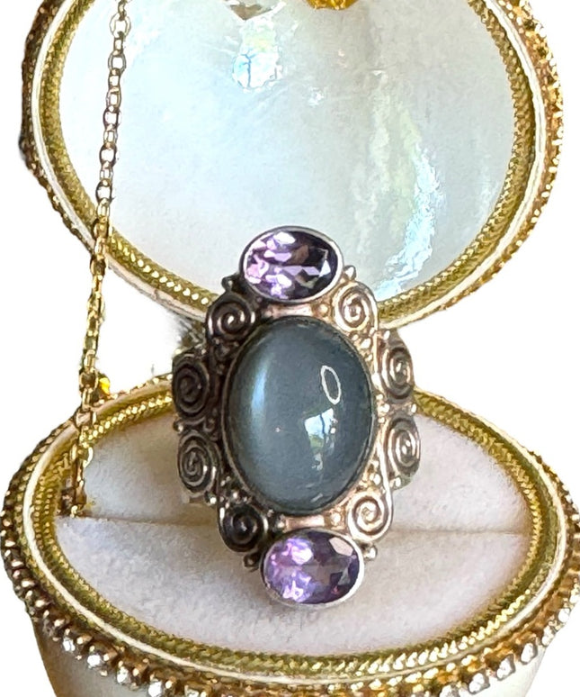 Sajen sterling silver 925 Chalcedony & amethyst scrolled  Bali designer ring