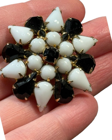 Vintage 1950s black & white gold finish Austria starburst brooch