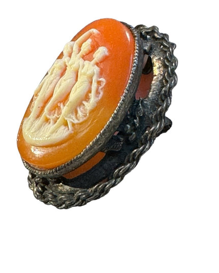 Vintage 1940s Finely made resin early plastic cameo brooch pendant 3 graces