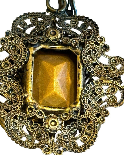 Vintage Estate Unsigned Gold Tone Filigree Metal Amber Rhinestone Glass Brooch