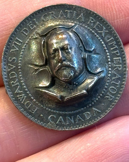1904 Great Britain Edward VII Pop-out Penny Repousse pin brooch Antique