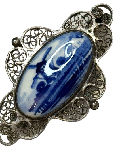 Lovely antique Delft blue silver hand painted ceramic brooch filagree windmill