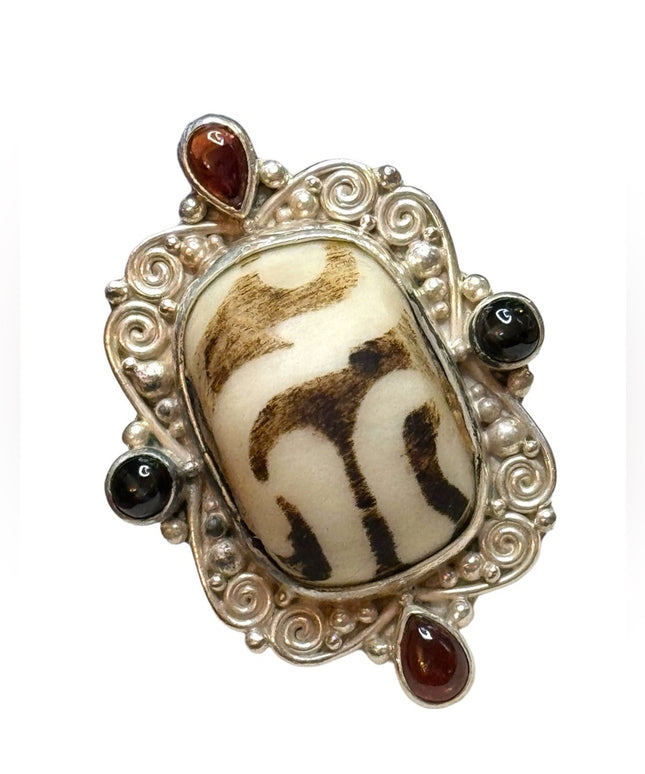Sajen Bali Sterling silver mudstone scrollwork garnet ring 925 designer