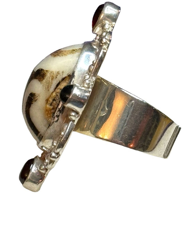 Sajen Bali Sterling silver mudstone scrollwork garnet ring 925 designer