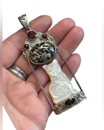 Sajen Bali Cat Jasper garnet MOP pearl sterling silver 925 fancy pendant