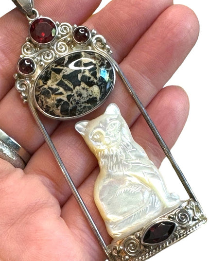 Sajen Bali Cat Jasper garnet MOP pearl sterling silver 925 fancy pendant