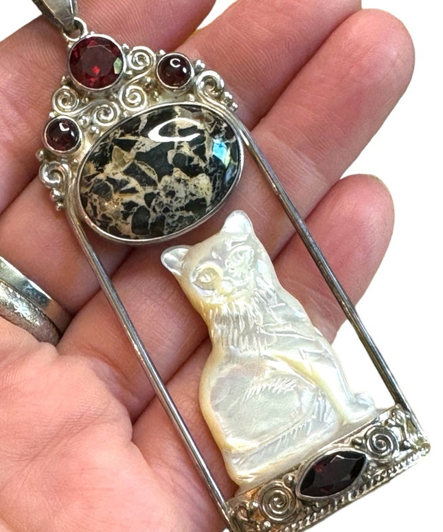 Sajen Bali Cat Jasper garnet MOP pearl sterling silver 925 fancy pendant