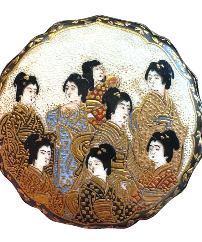 Antique ceramic Japanese Satsuma large buckle Geisha detail. RARE painted deco