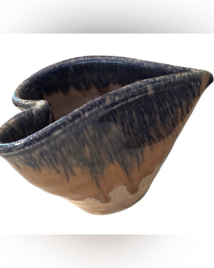 Vintage handmade glazed pottery HEART ♥️ planter